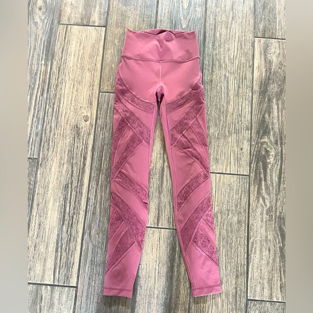 $128 Lululemon Wunder Under High Rise Tight Flocked 28" Plumful Luxtreme SZ 2